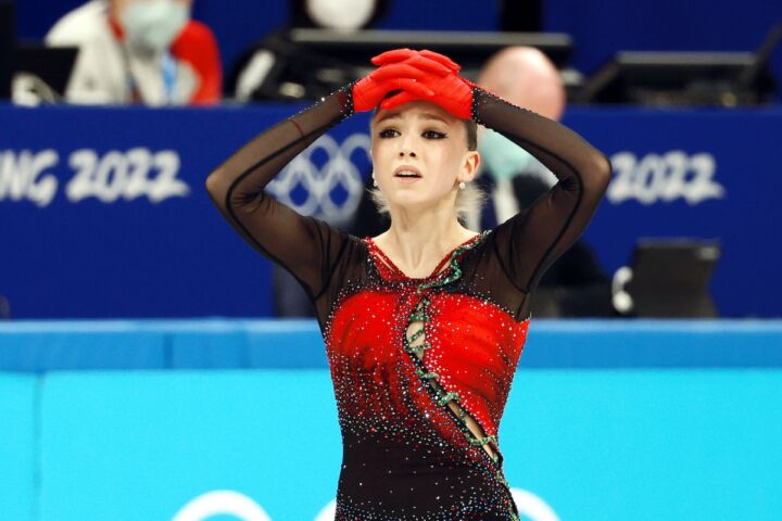 A patinadora russa de 15 anos, Kamila Valieva.