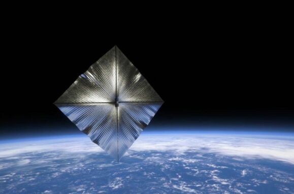 Conceito artístico de vela solar da NASA