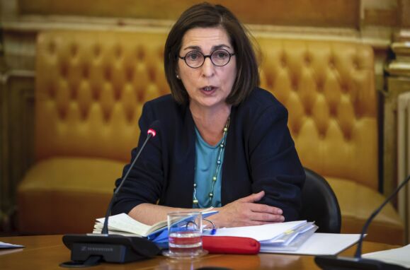 A ministra Adjunta e dos Assuntos Parlamentares, Ana Catarina Mendes