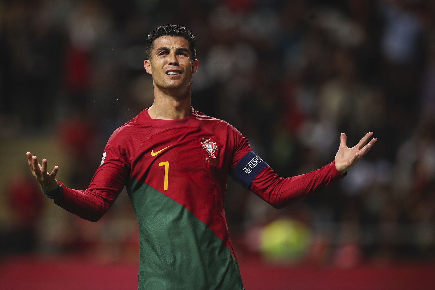 Ronaldo chega aos 200 jogos e garante que nunca abdicará da seleção
