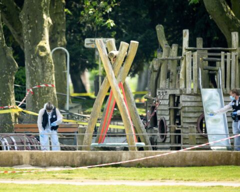 Ataque a parque infantil de Annecy, França