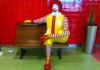 O que aconteceu a Ronald McDonald, o palhaço mascote do McDonald's?