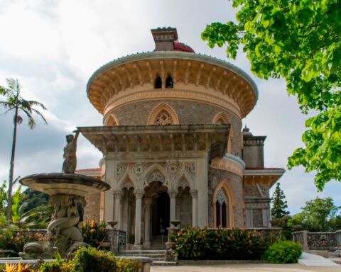 Fachada do Palácio de Monserrate em Sintra.