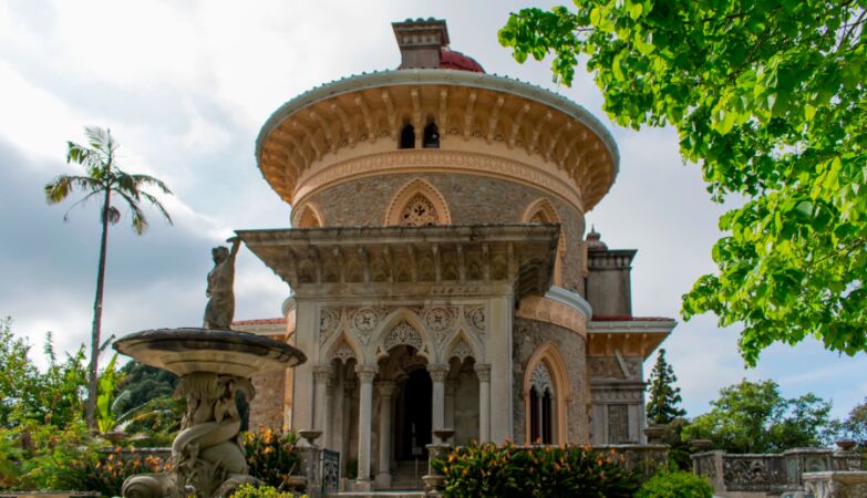 Fachada do Palácio de Monserrate em Sintra.