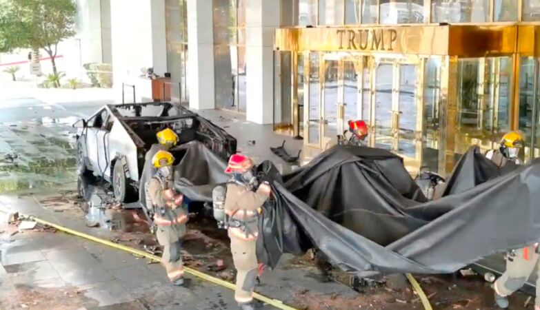 Cybertruck da Tesla explodiu em Las Vegas, à porta do Hotel Trump no Dia de Ano Novo.