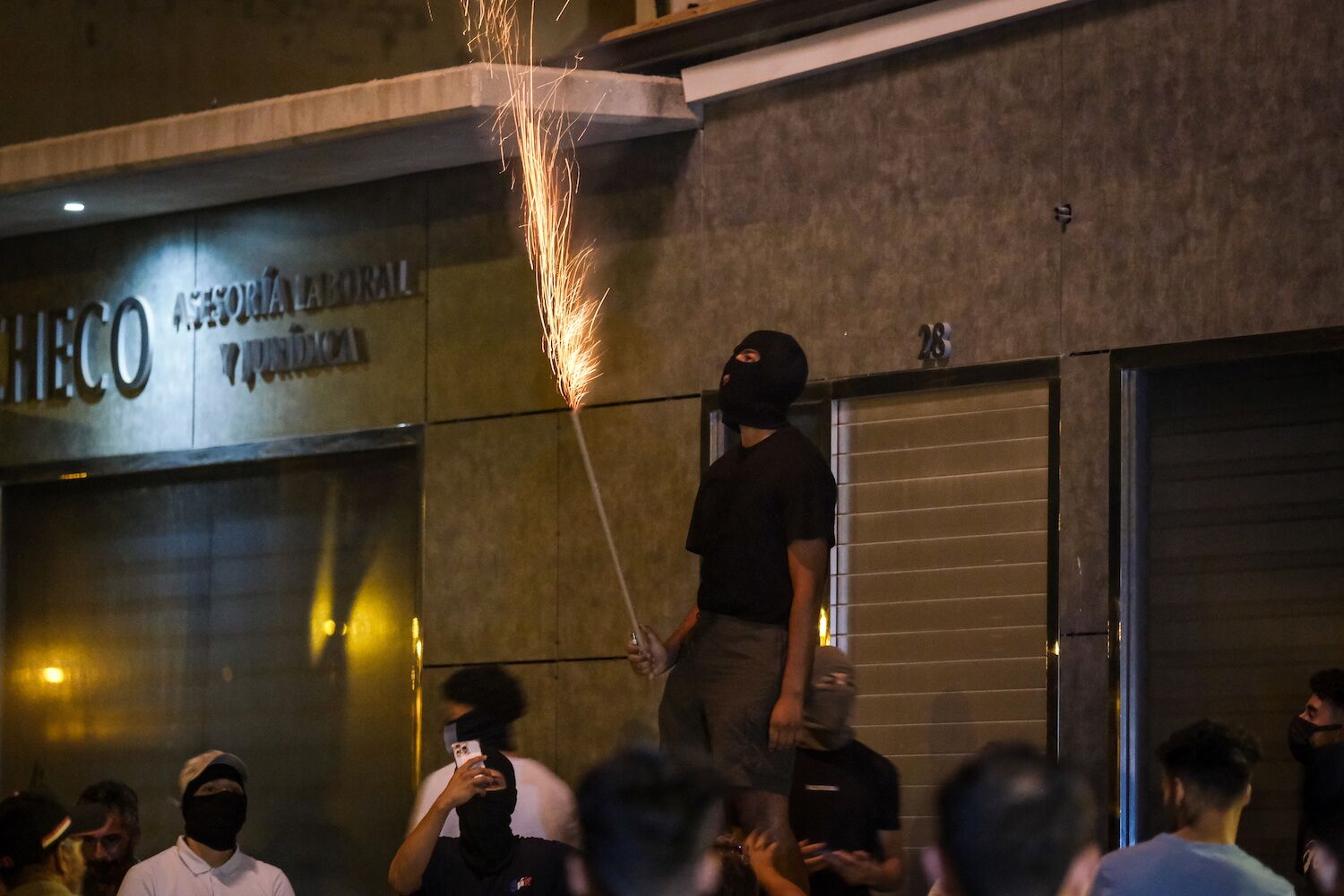 “Göçmen Avı” ve Sokaklar Sokakları. Murcia’da yaşlılara saldırı patladı